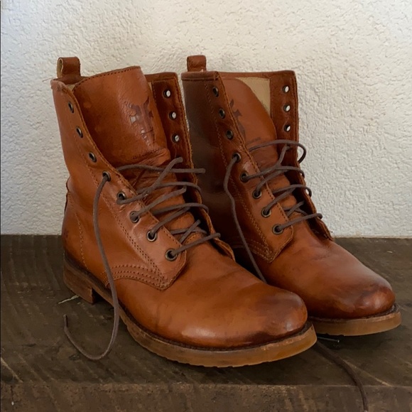 veronica combat boot whiskey